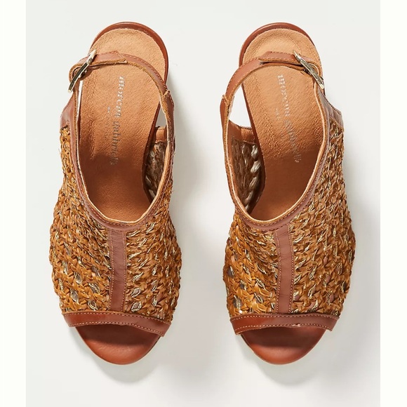 Morena Gabrielli Woven
Shooties - Picture 8 of 8